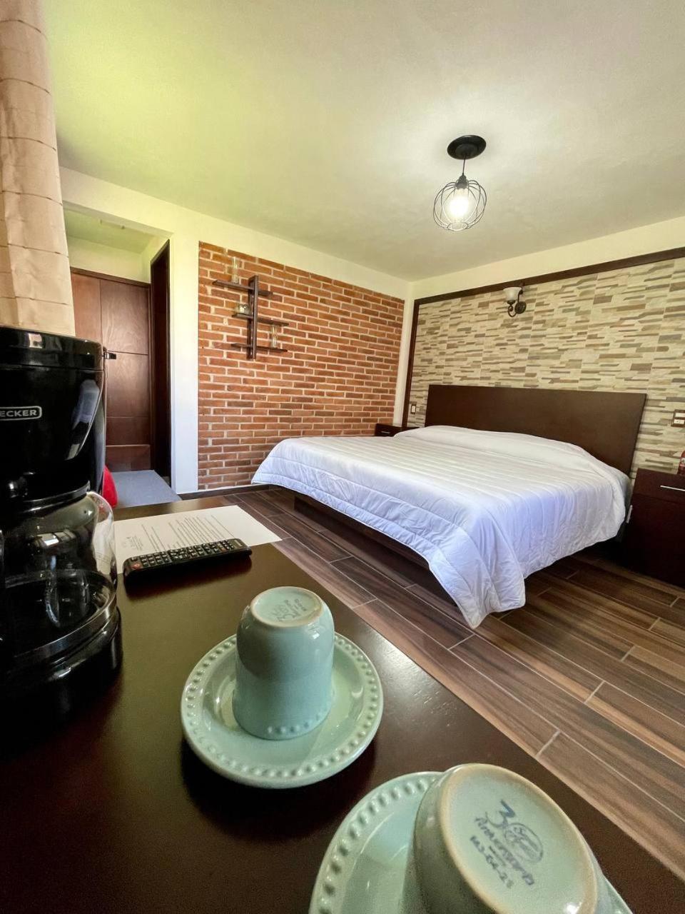 El Descanso Casa-Hotel Zacatlan. חדר תמונה